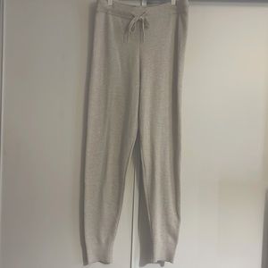 Women’s Wool Blend Joggers Cream Colored Size Medium